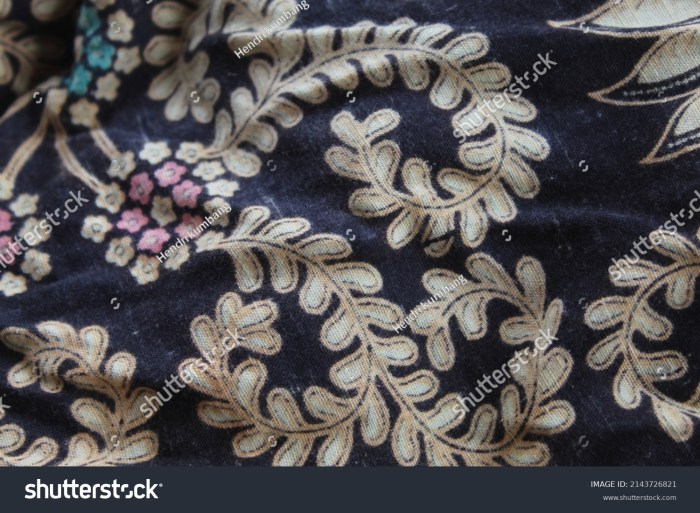 Contoh desain baju batik terbaru